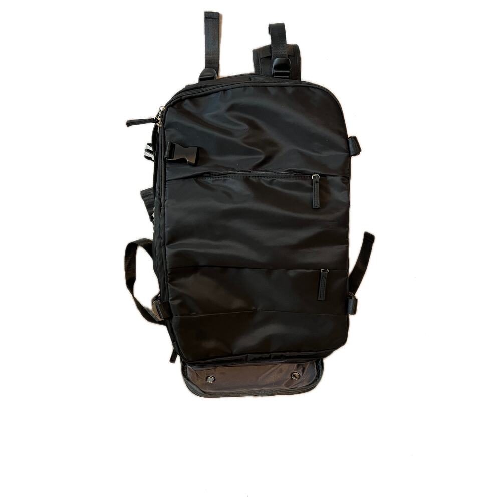 Target Charging Clamshell Black Padded Charging Backpack
